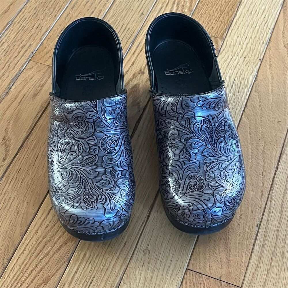 Dansko Iridescent Purple Floral Clogs 7.5 W